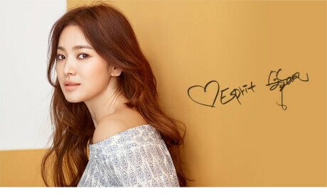 Chiêm ngưỡng phong cách thời trang của Song Hye Kyo quyến rũ dịu dàng thu hút ánh nhìn