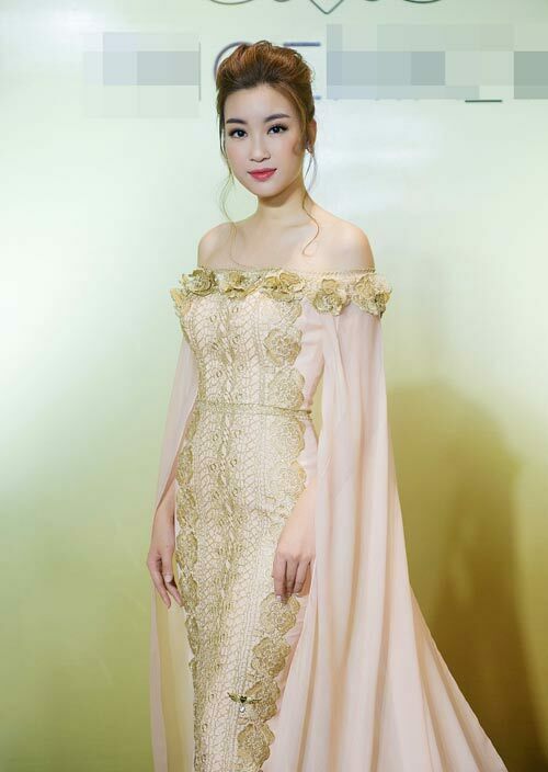 Hoa hậu Mỹ Linh bất ngờ xinh như nữ thần tại Campuchia