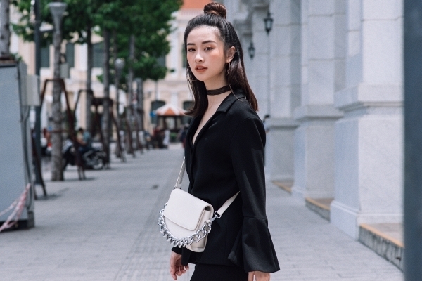 Jun Vũ đẹp hút mắt trong trang phục Black & White