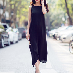 5 mẫu váy đen không thể thiếu trong tủ đồ của một cô nàng ‘sành’ thời trang?