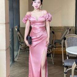 Đầm Dạ Hội Bèo Vai Xẻ Ngực Kết Hạt Sang Trọng