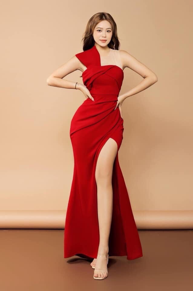 Đầm dạ hội dài xẻ tà lệch vai có 3 màu đỏ đen nâu quyến rũ - áo đầm dạ hội tuổi trung niên