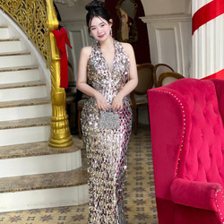 Đầm Dạ Hội Kim Sa Cổ Yếm Quyến Rũ