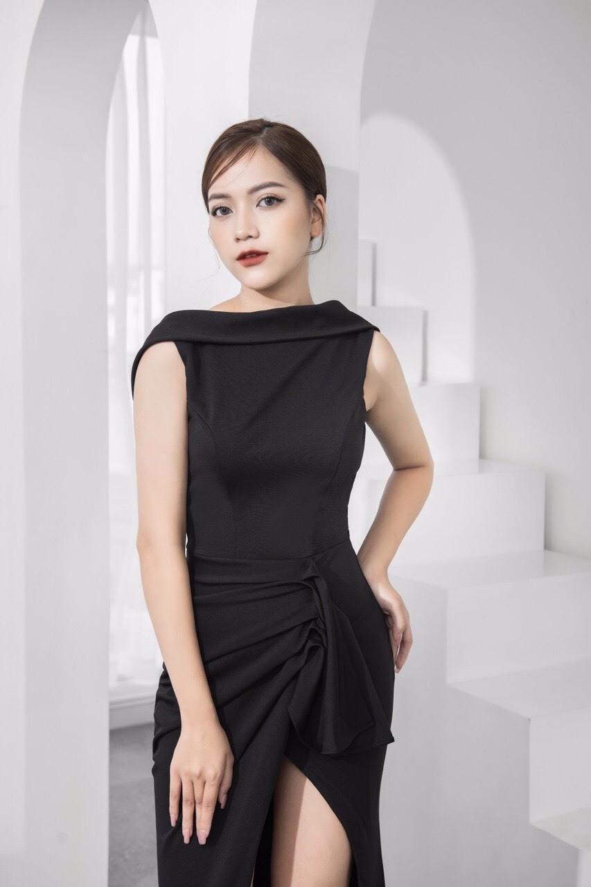 Đầm dạ hội màu đen xẻ tà nhúng eo hở lưng quyến rũ - đầm dạ hội cho người thấp tròn