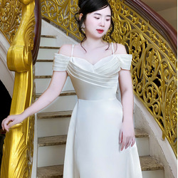 Đầm Dạ Hội Phi Lụa Vẹt Vai Xếp Ly Sang Trọng