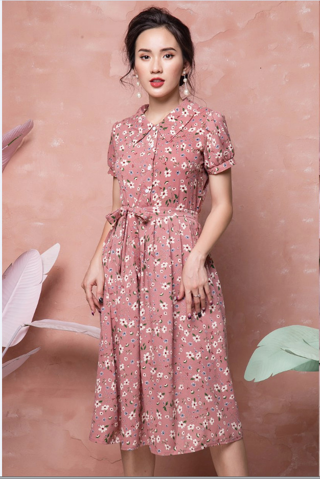Váy Maxi Hoa Nhí Dài Cổ Và Tay Phối Len Ren Siêu Đẹp  Freesize  Shopee  Việt Nam