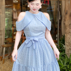 Đầm Maxi Khoét Vai Thắt Nơ Eo Dịu Dàng Cho Nàng Diện Hè