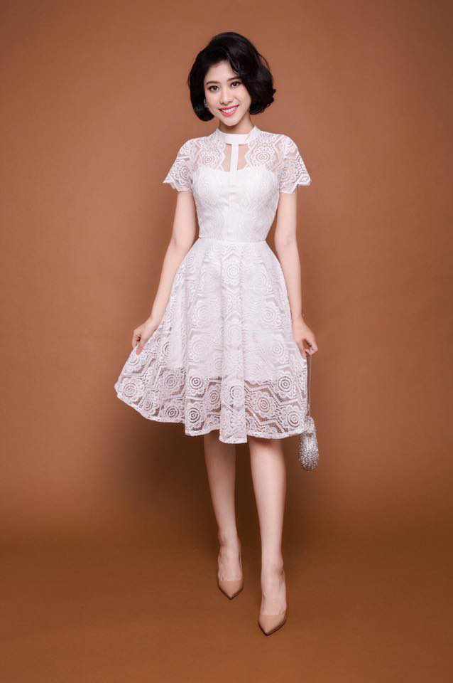 Đầm ren trắng xòe tay lửng | Đầm Sophilita