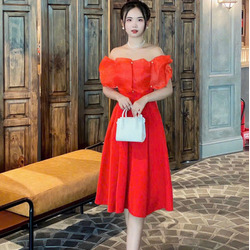 Đầm Xòe Bẹt Vai Bèo Ngực Đính Hạt Dễ Thương