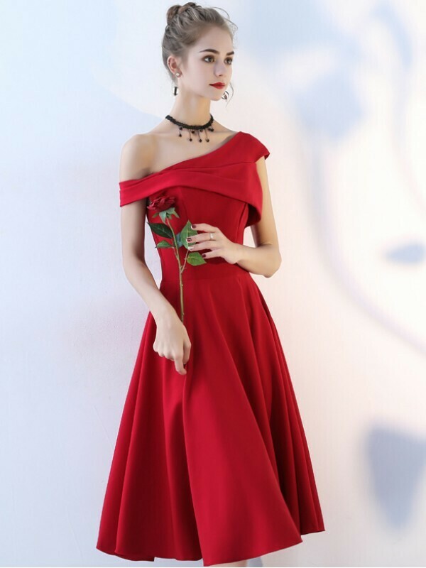 Đầm xòe dự tiệc cách điệu lệch vai cực kỳ xinh đẹp màu đỏ - váy đen xòe liền thân